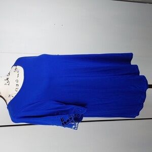 Cable & Gauge| Womens Royal Blue Top Lazer Cut Out Detail Sleeves Elegant Sz.L